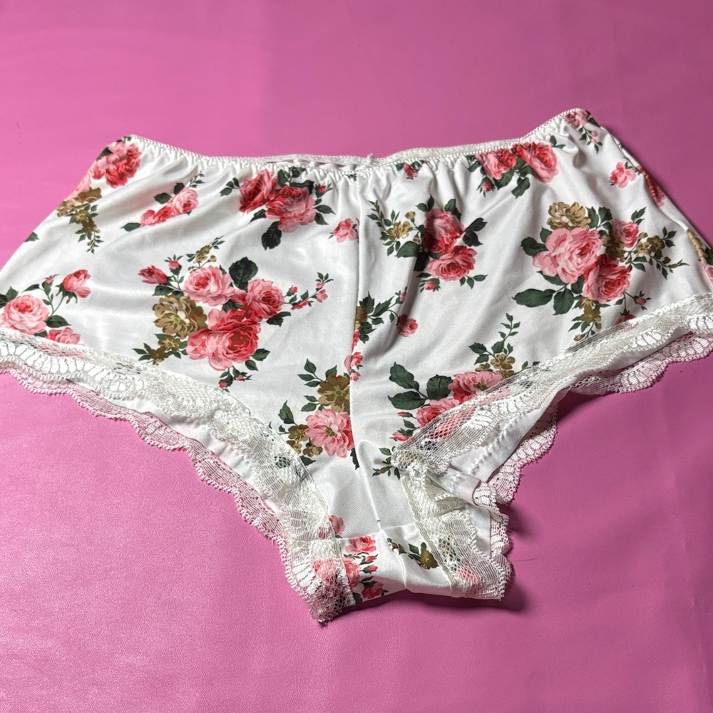 Floral Lace Trim Satin Shorts